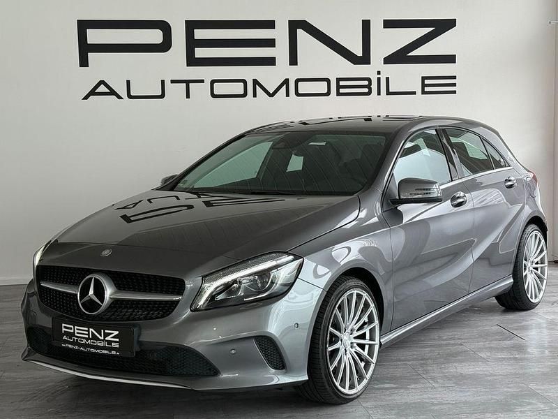 Grau Gebraucht 2016 Mercedes A200 Limousine | 16.490 € (Fairer Preis) - Bild 1/4