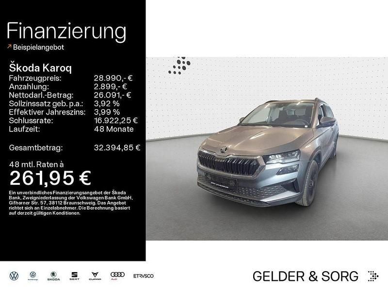 Graphitegrau metallic Gebraucht 2024 Skoda Karoq Selection SUV | 28.990 € (Superpreis) - Bild 1/4
