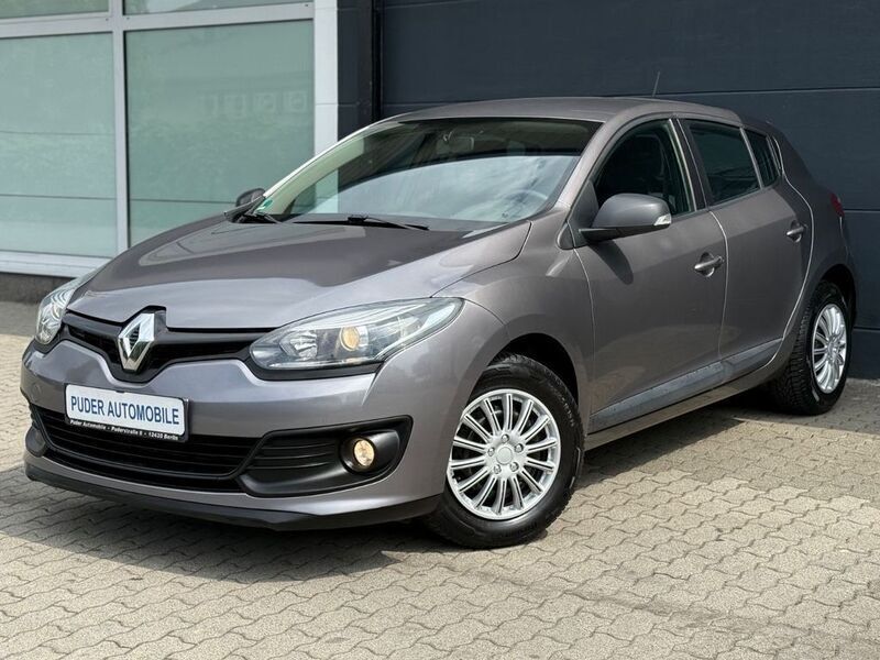 Grau Gebraucht 2014 Renault Mégane III Limousine | 4.990 € (Superpreis) - Bild 1/4