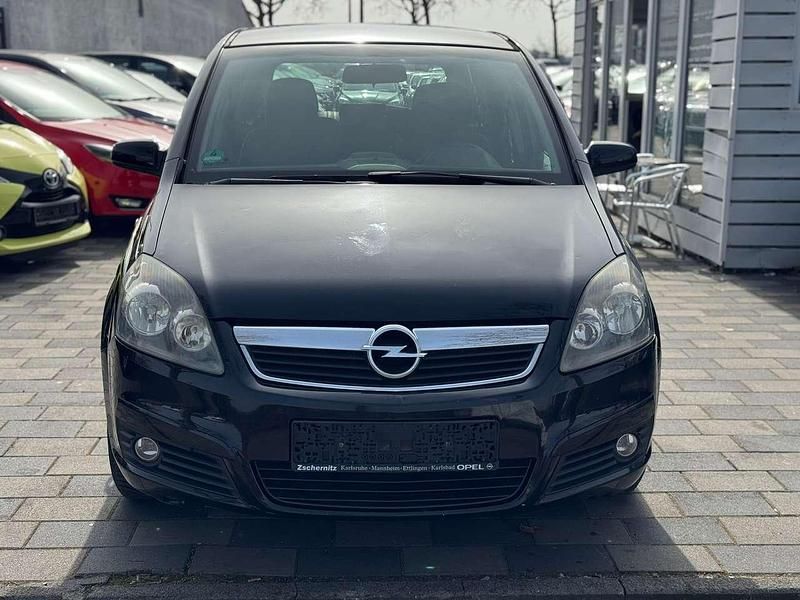 Gebraucht Opel Zafira Catch Me 140 PS (102 kW) 2007 Saphirschwarz mi2 Van / Kleinbus