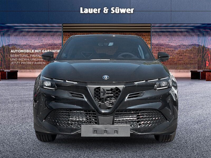 Gebraucht Alfa Romeo Junior 136 PS (100 kW) 2025 Schwarz SUV