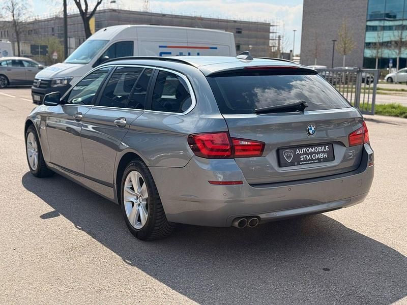 Second-hand BMW 520 184 CP (135 kW) 2012 Gri Break