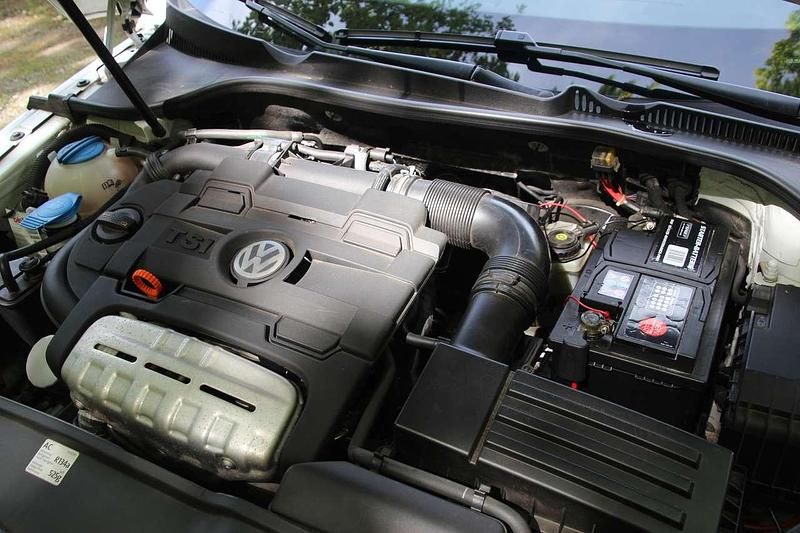 Usata VW Eos 160 CV (117 kW) 2012 Bianco Cabrio