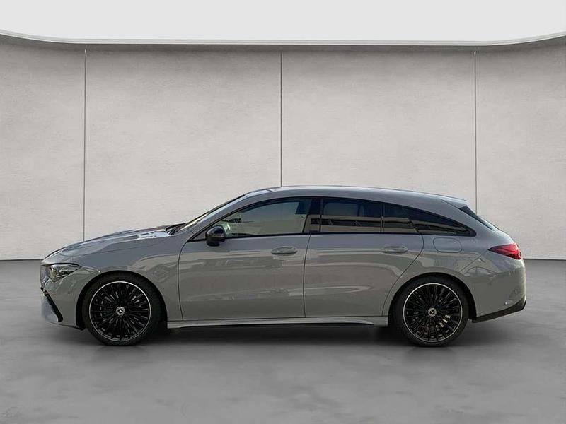 Gebraucht Mercedes CLA200 AMG 150 PS (110 kW) 2025 Manufaktur alpingrau uni Kombi
