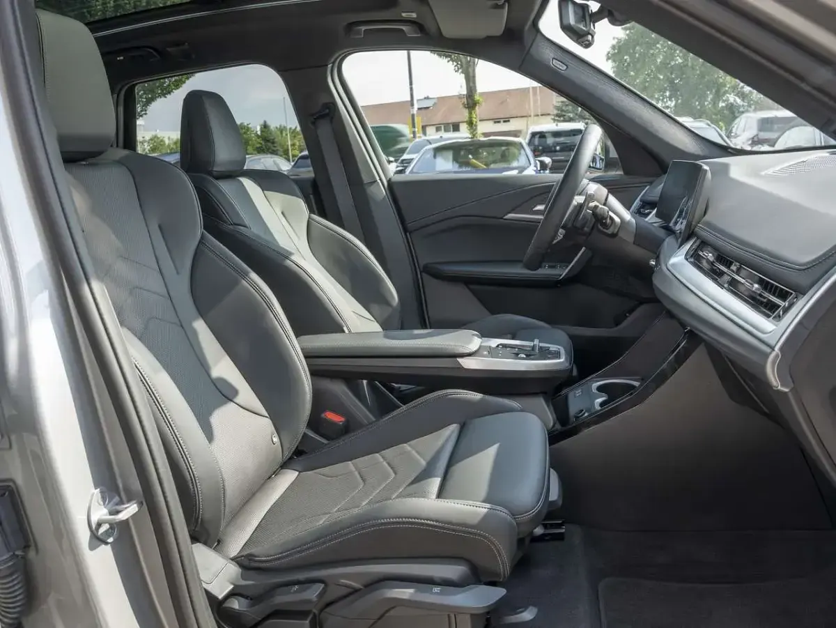Gebraucht BMW X1 M Sport 136 PS (100 kW) 2025 Silber SUV