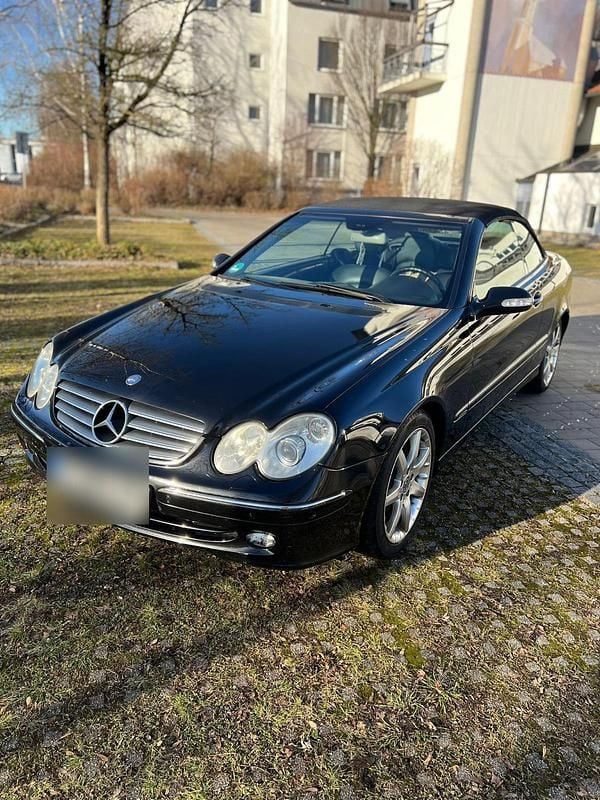 Gebraucht Mercedes CLK320 218 PS (160 kW) 2003 Schwarz Cabrio