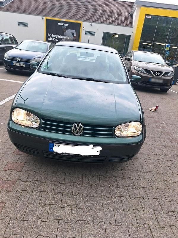 Second-hand VW Golf IV 75 CP (55 kW) 2000 Verde Hatchback