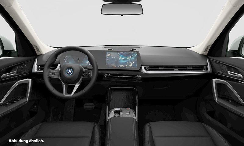 Gebraucht BMW iX1 150 kW (204 PS) 2024 Weiß SUV