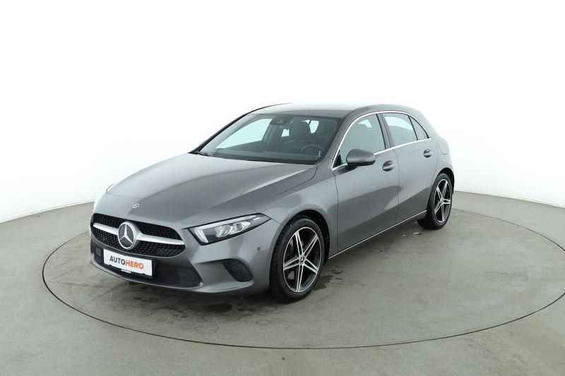 Gebraucht Mercedes A250 Progressive 224 PS (164 kW) 2018 Grau Limousine