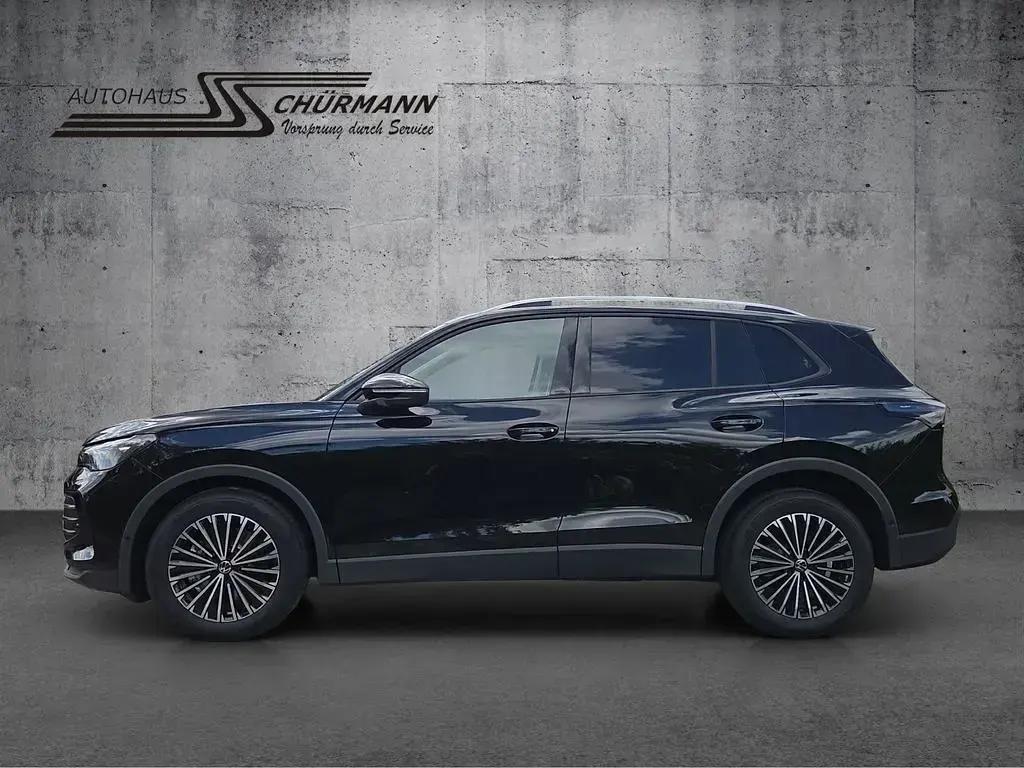Neu VW Tiguan Life 150 PS (110 kW) 2025 Schwarz SUV