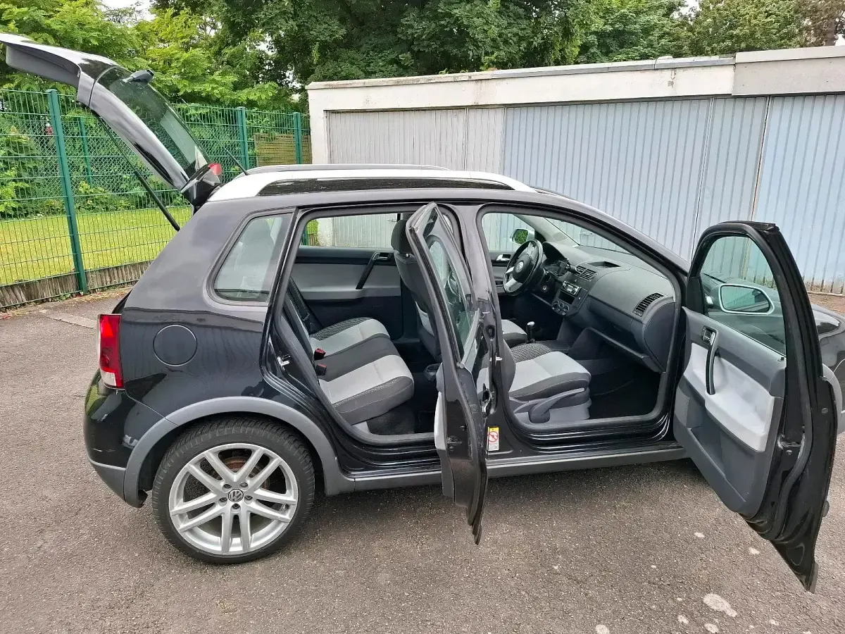 Gebraucht VW Polo Cross 80 PS (58 kW) 2009 Schwarz Kleinwagen