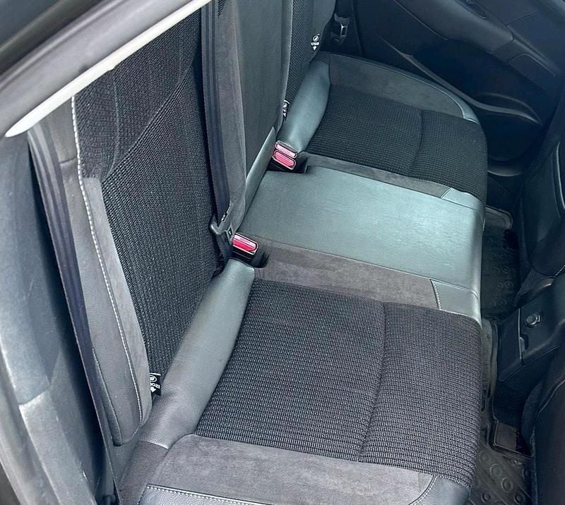 Gebraucht Citroën C4 112 PS (82 kW) 2012 Braun Limousine