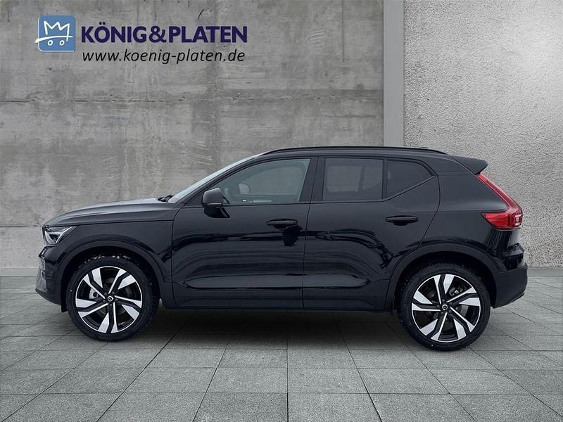 Neu Volvo XC40 Ultra 197 PS (144 kW) 2026 Schwarz SUV