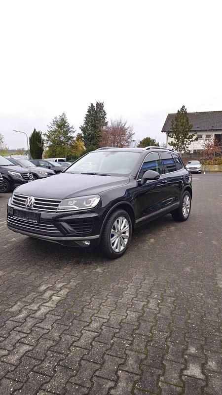 Schwarz Gebraucht 2017 VW Touareg SUV | 17.900 € (Guter Preis) - Bild 1/4