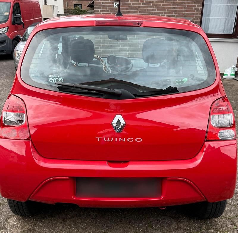 Gebraucht Renault Twingo 58 PS (42 kW) 2011 Rot Kleinwagen