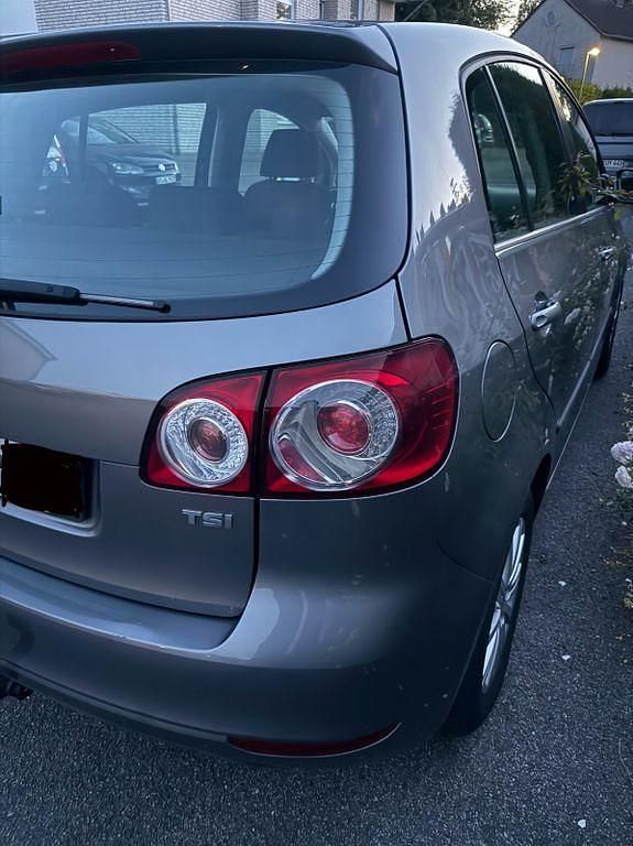 Gebraucht VW Golf Plus Cross Trendline 105 PS (77 kW) 2010 Grau Van / Kleinbus