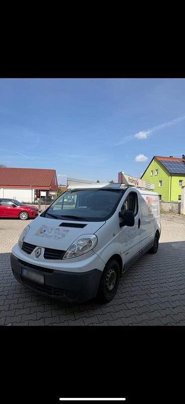 Gebraucht Renault Trafic 115 PS (84 kW) 2010 Weiß Van / Kleinbus