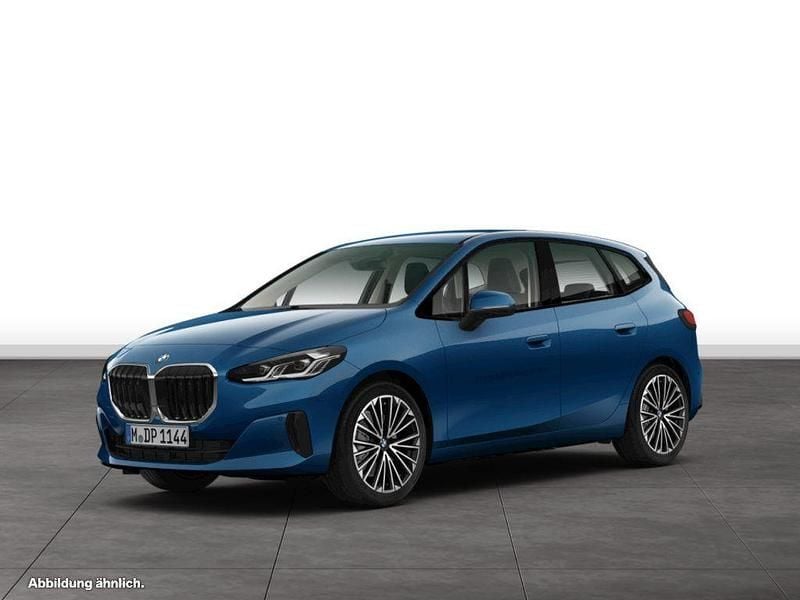 Gebraucht BMW 223 Active Tourer Luxury Line 197 PS (144 kW) 2025 Van / Kleinbus