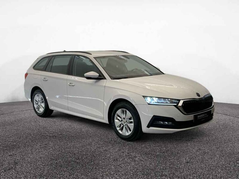 Gebraucht Skoda Octavia Ambition 150 PS (110 kW) 2022 Candyweiss Kombi
