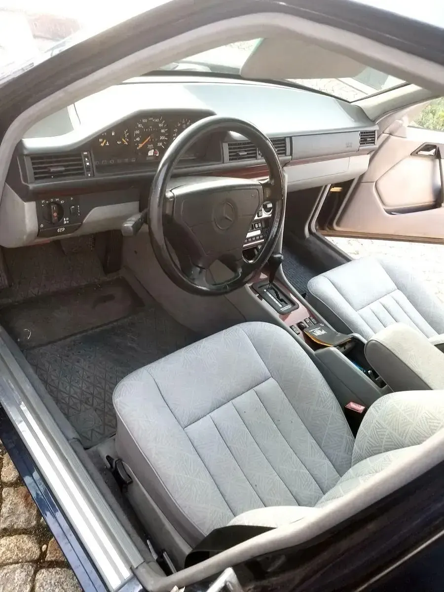 Occasion Mercedes E300 136 ch (100 kW) 1995 Bleue Break