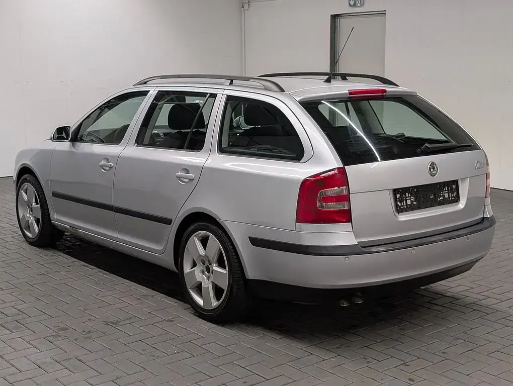 Gebraucht Skoda Octavia 105 PS (77 kW) 2007 Silber Kombi