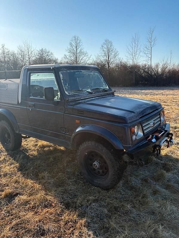 Usado Suzuki Samurai 64 HP (47 kW) 2000 Azul SUV