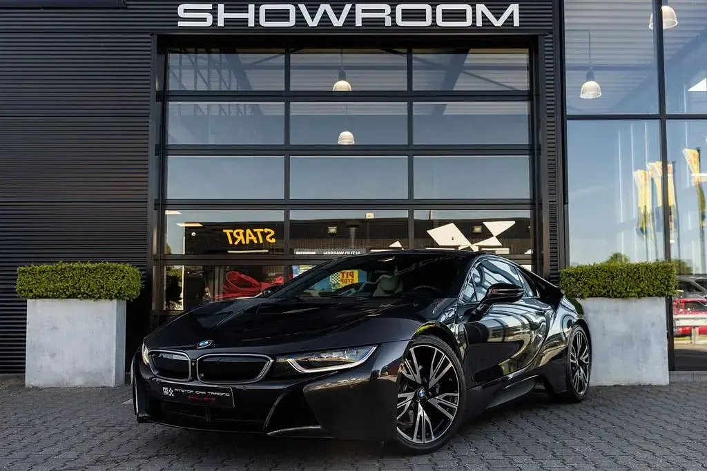 Gebraucht BMW i8 231 PS (169 kW) 2014 Grau Coupé