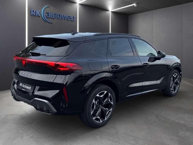 Neu Cupra Terramar VZ 265 PS (194 kW) 2025 Schwarz SUV
