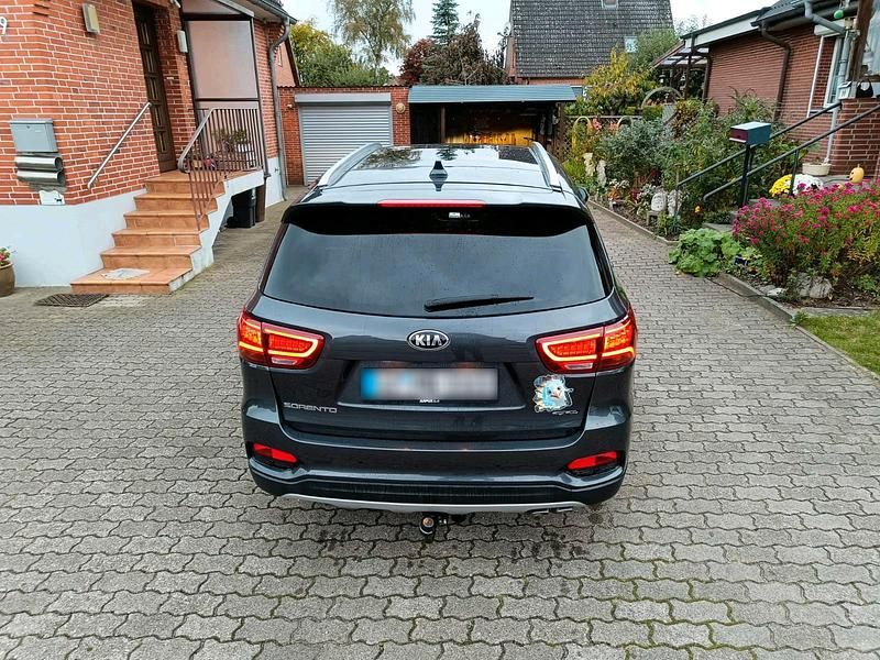 Gebraucht Kia Sorento 200 PS (147 kW) 2018 Grau SUV