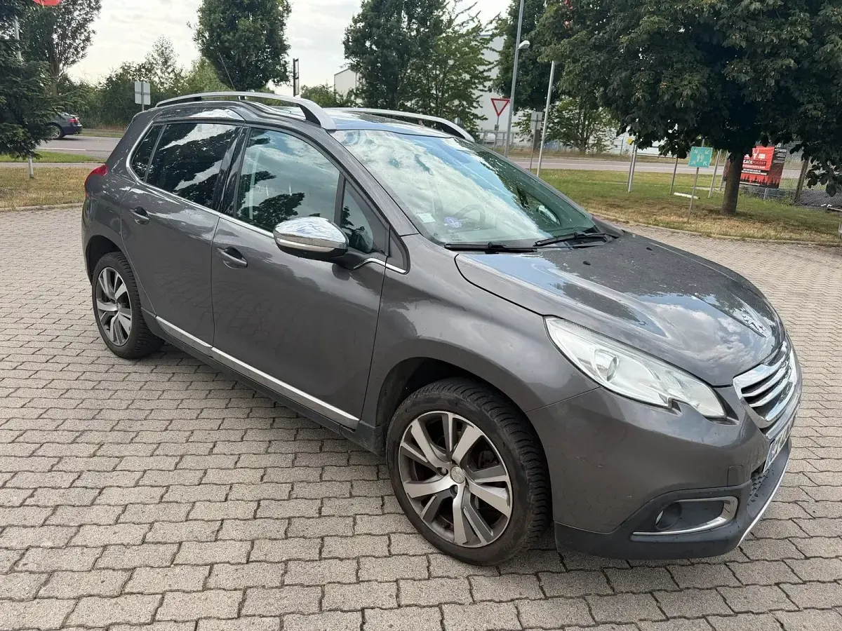 Gebraucht Peugeot 2008 120 PS (88 kW) 2013 Grau SUV