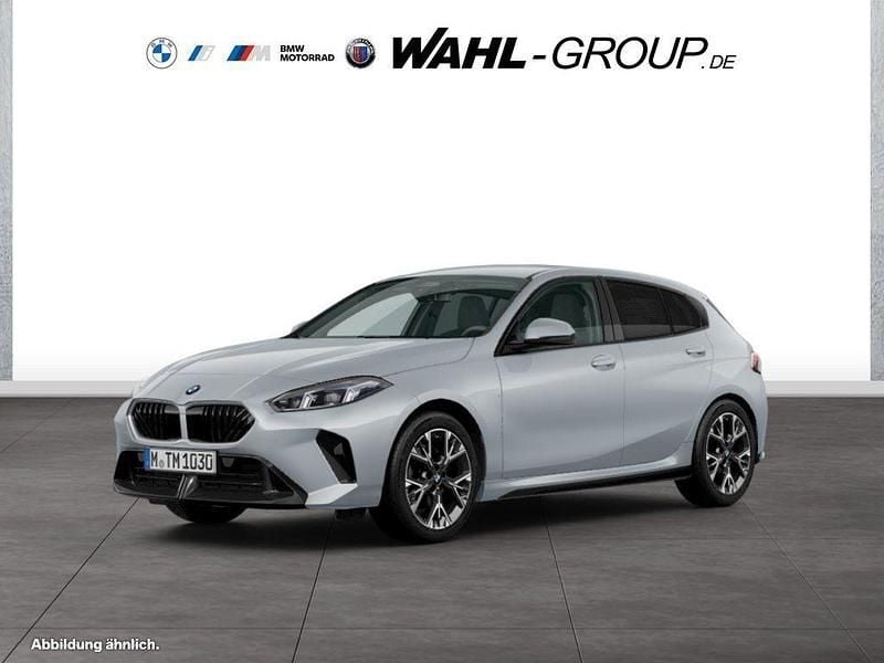 Grau Neu 2025 BMW 120 M Sport Kleinwagen | 34.190 € (Superpreis) - Bild 1/4