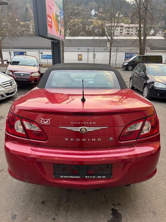 Gebraucht Chrysler Sebring Cabriolet Limited 140 PS (102 kW) 2008 Rot Cabrio