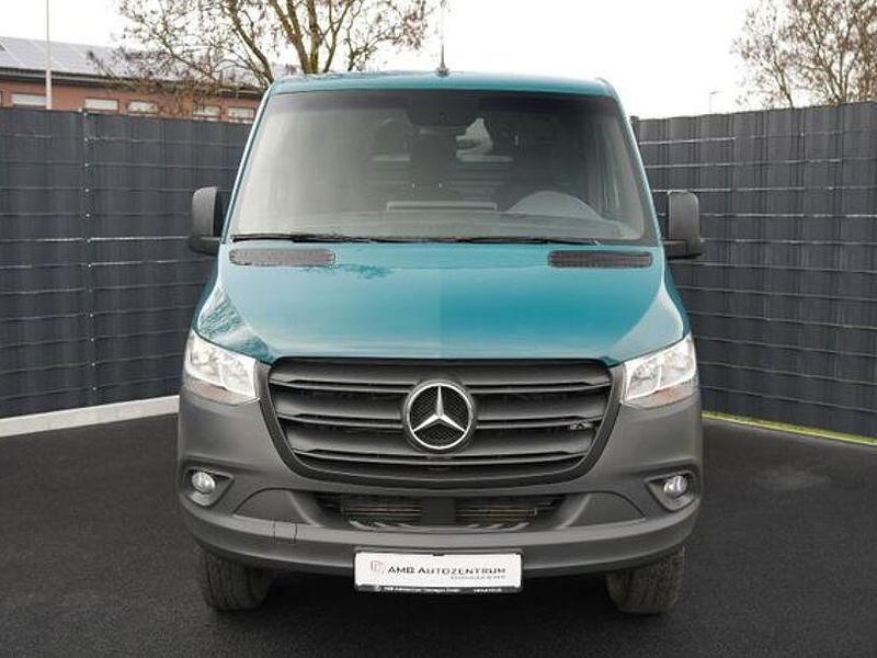 Gebraucht Mercedes Sprinter 163 PS (119 kW) 2020 Grün Van