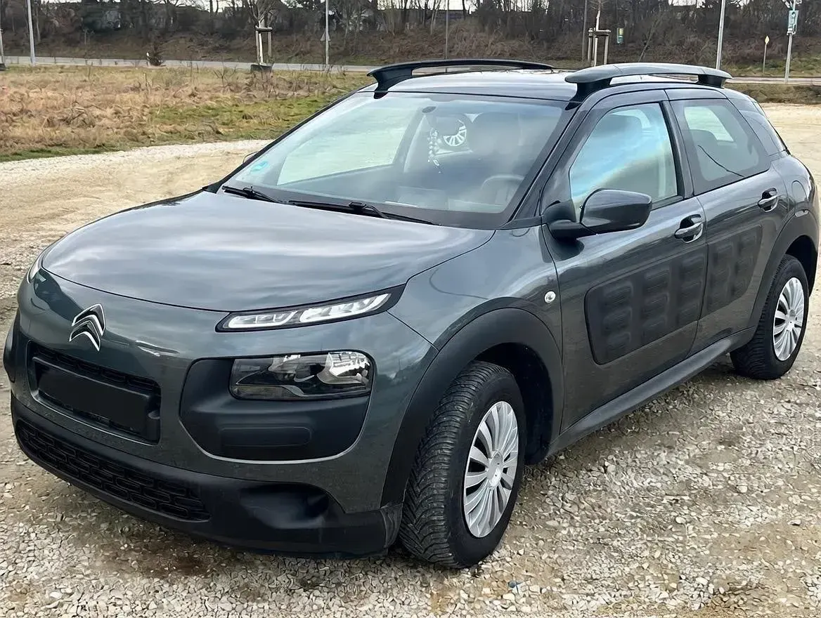 Used Citroën C4 110 HP (80 kW) 2017 Grey Hatchback