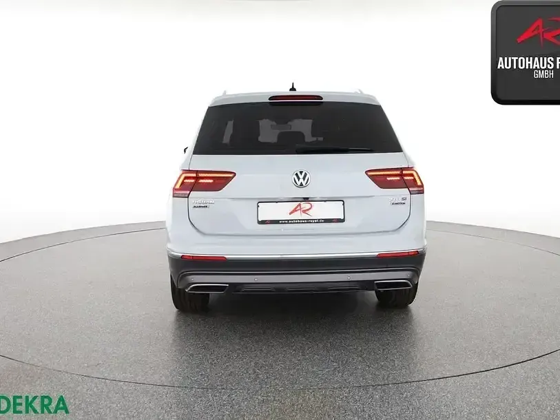 Usado VW Tiguan Allspace Highline 220 HP (161 kW) 2018 Branco SUV