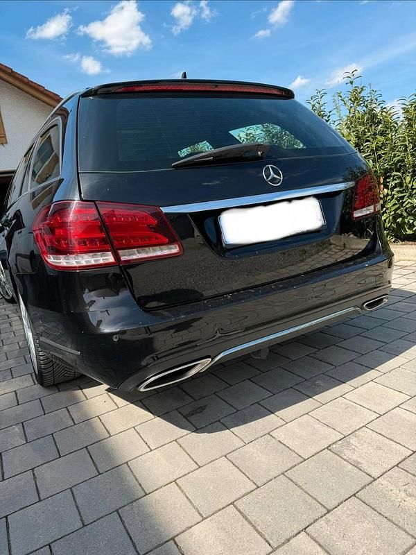 Second-hand Mercedes E250 2014 Negru Break
