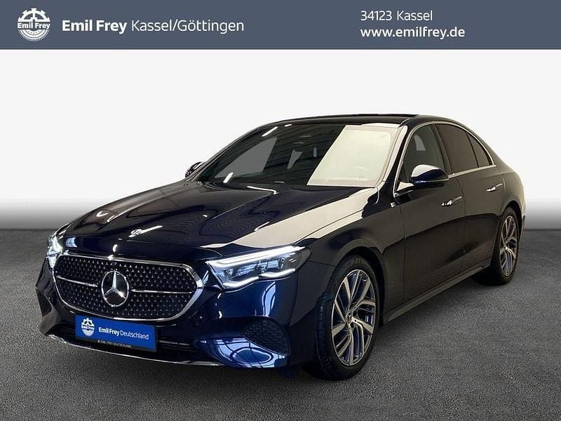 Nautikblau metallic Gebraucht 2025 Mercedes E220 Avantgarde Limousine | 48.755 € (Superpreis) - Bild 1/4