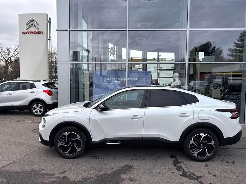 Gebraucht Citroën C4 PureTech 131 PS (96 kW) 2024 Lack weiss perlglänzend/typ au Limousine