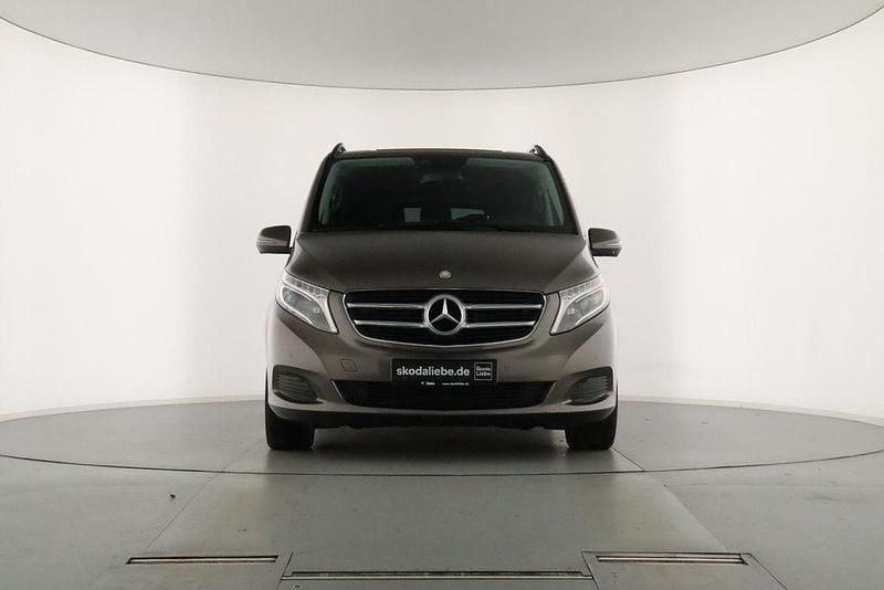 Gebraucht Mercedes V250 190 PS (139 kW) 2017 Indiumgrau metallic Van / Kleinbus