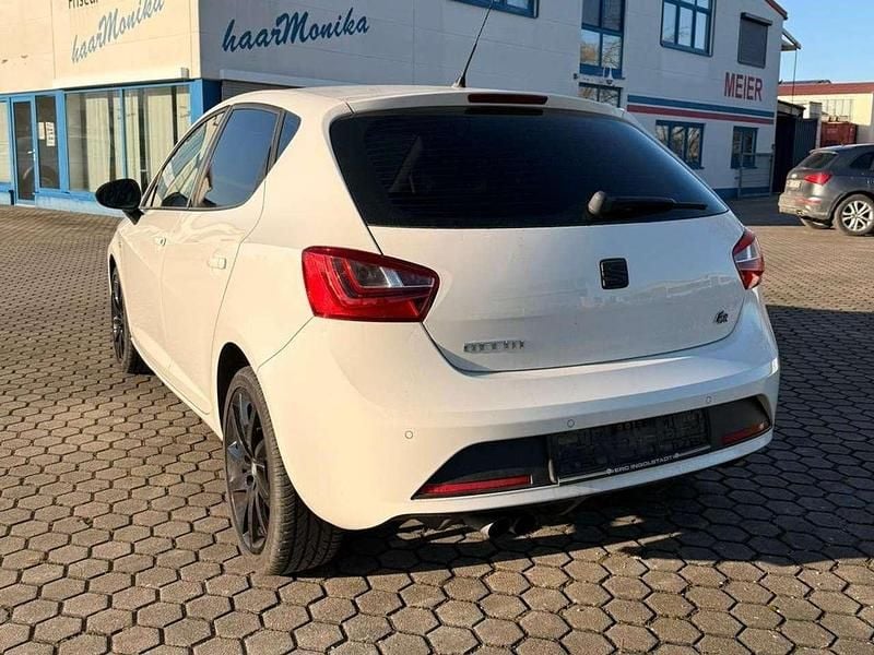 Gebraucht Seat Ibiza FR 140 PS (102 kW) 2014 "candy" weiss Kleinwagen