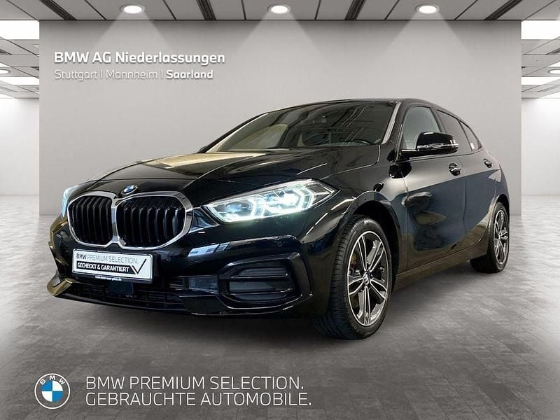Schwarz Gebraucht 2022 BMW 118 Sport Line Kleinwagen | 23.990 € (Etwas zu teuer) - Bild 1/4