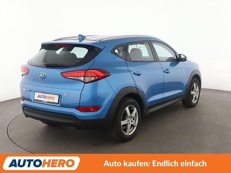 Second-hand Hyundai Tucson Trend 132 CP (97 kW) 2017 Albastru SUV
