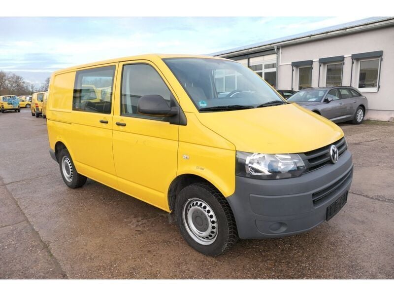 Gebraucht VW T5 84 PS (61 kW) 2011 Ginstergelb r1032 Van