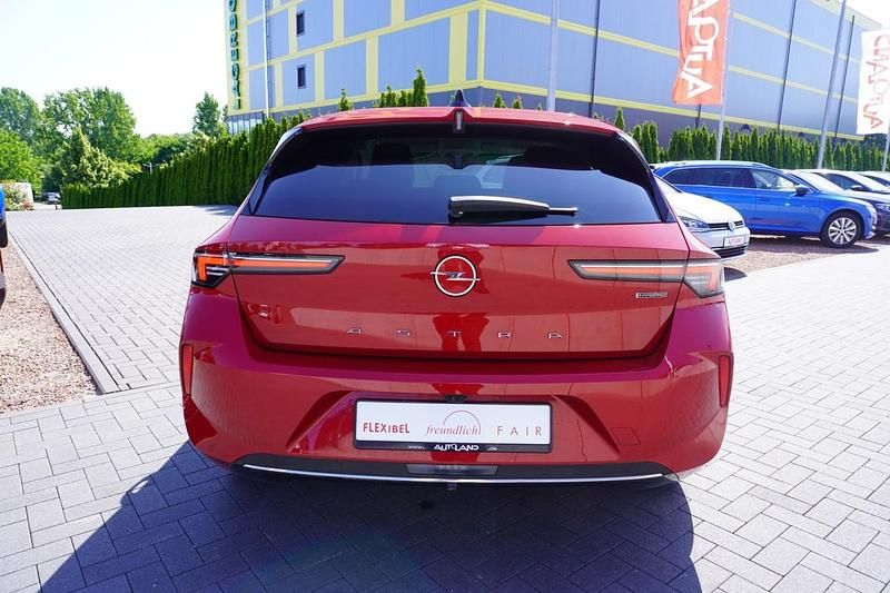 Gebraucht Opel Astra 179 PS (131 kW) 2023 Rot Limousine