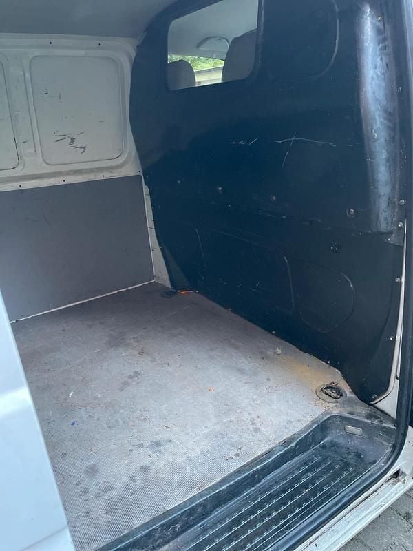 Gebraucht VW Transporter 84 PS (61 kW) 2011 Van