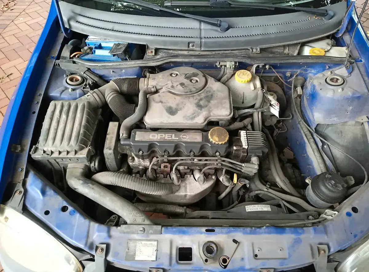 Gebraucht Opel Corsa 60 PS (44 kW) 1997 Blau Kleinwagen