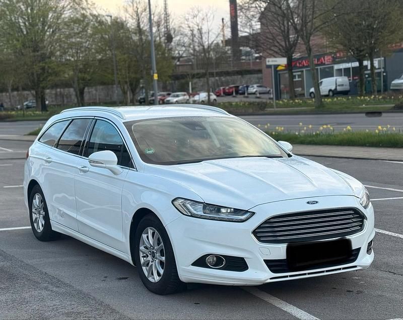 Gebraucht Ford Mondeo 150 PS (110 kW) 2016 Weiß Kombi
