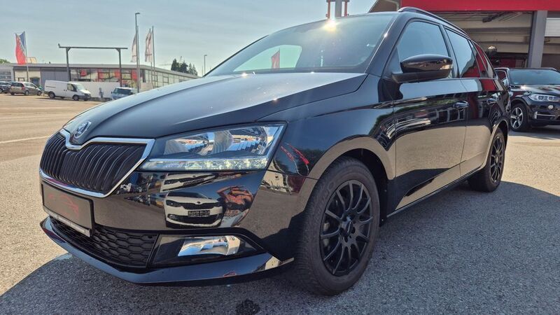 Schwarz Gebraucht 2023 Skoda Fabia Ambition Kombi | 15.499 € (Superpreis) - Bild 1/4