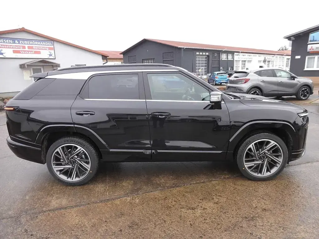 Gebraucht SsangYong Actyon 163 PS (119 kW) 2025 Schwarz SUV