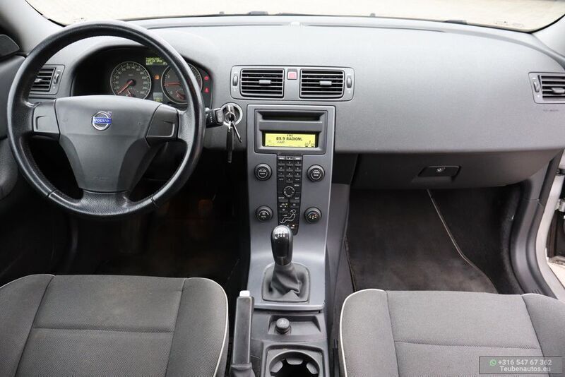 Gebraucht Volvo C30 Kinetic 145 PS (106 kW) 2007 Grau Kleinwagen